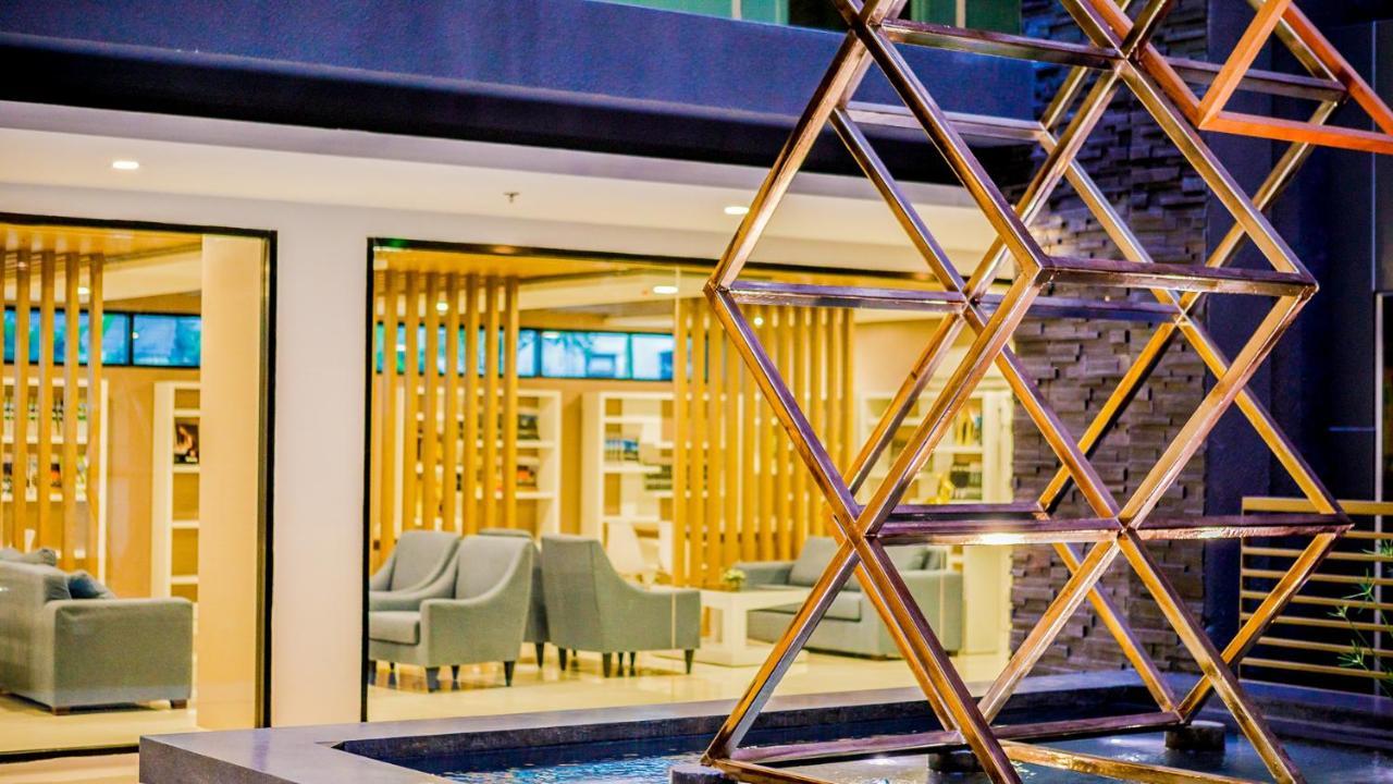 The Star Hill Condo Luxury Suites Čiang Mai Exteriér fotografie